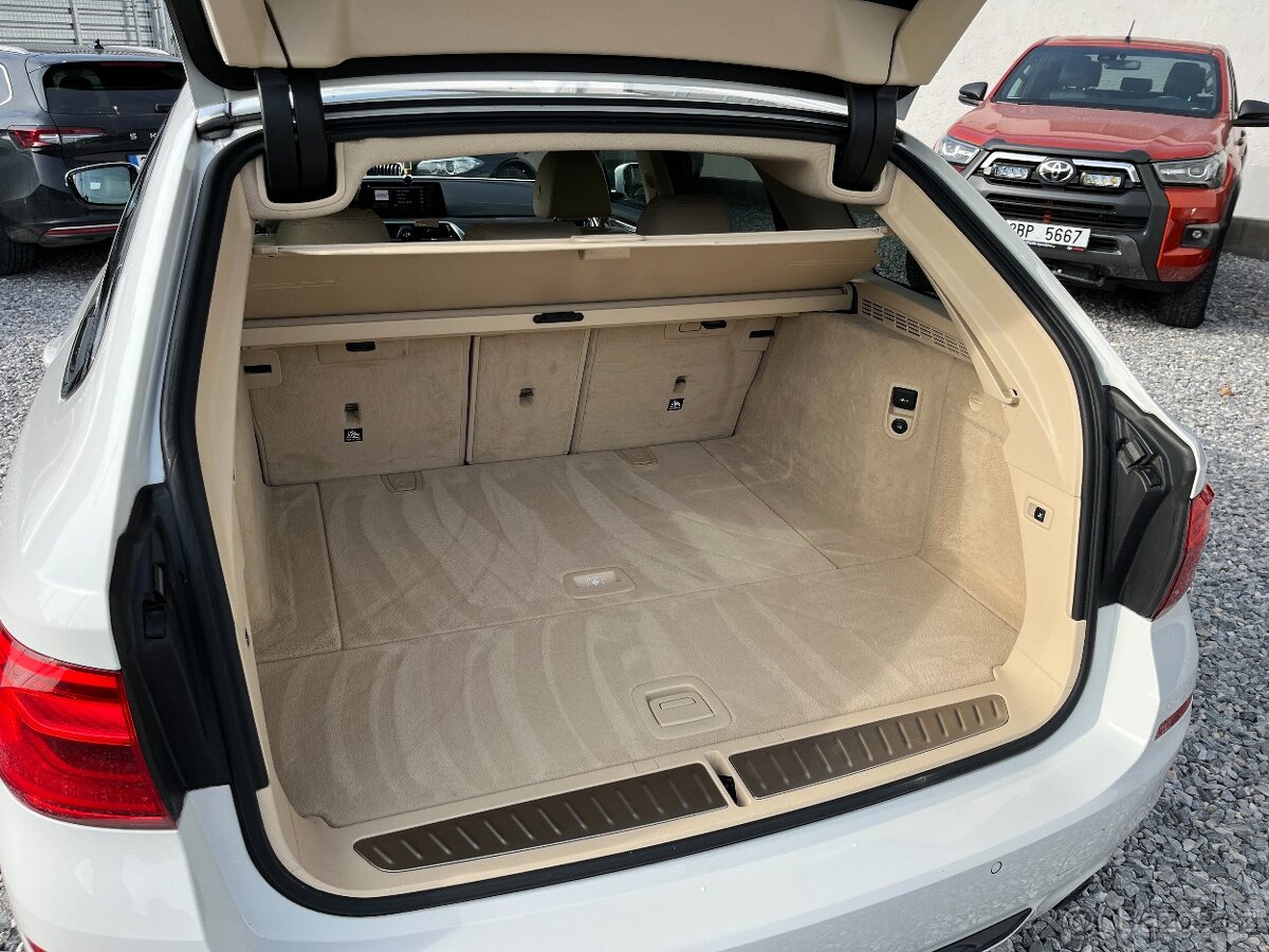 BMW 520D xDrive Touring G31 - 9