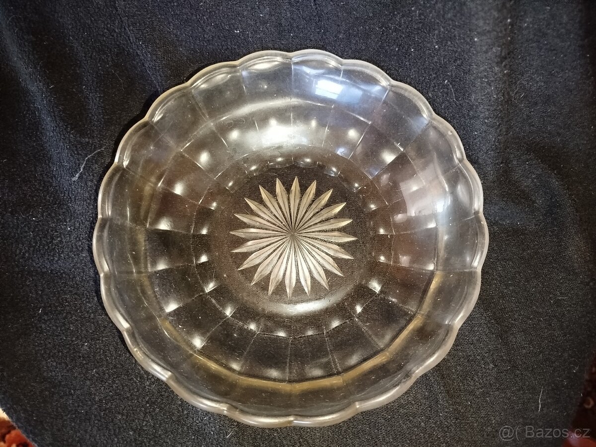 Skleněné mísy - 9
