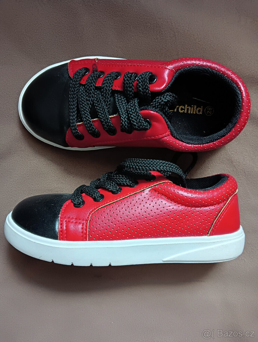 13x NOVÉ ZNAČKOVÉ BOTY A OBLEČENÍ PRO DĚTI KLUKY - 9