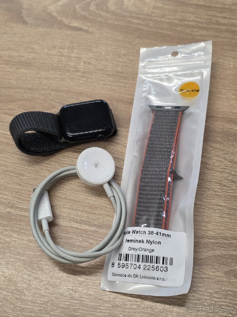 Apple watch SE 2 generace 40mm - 9
