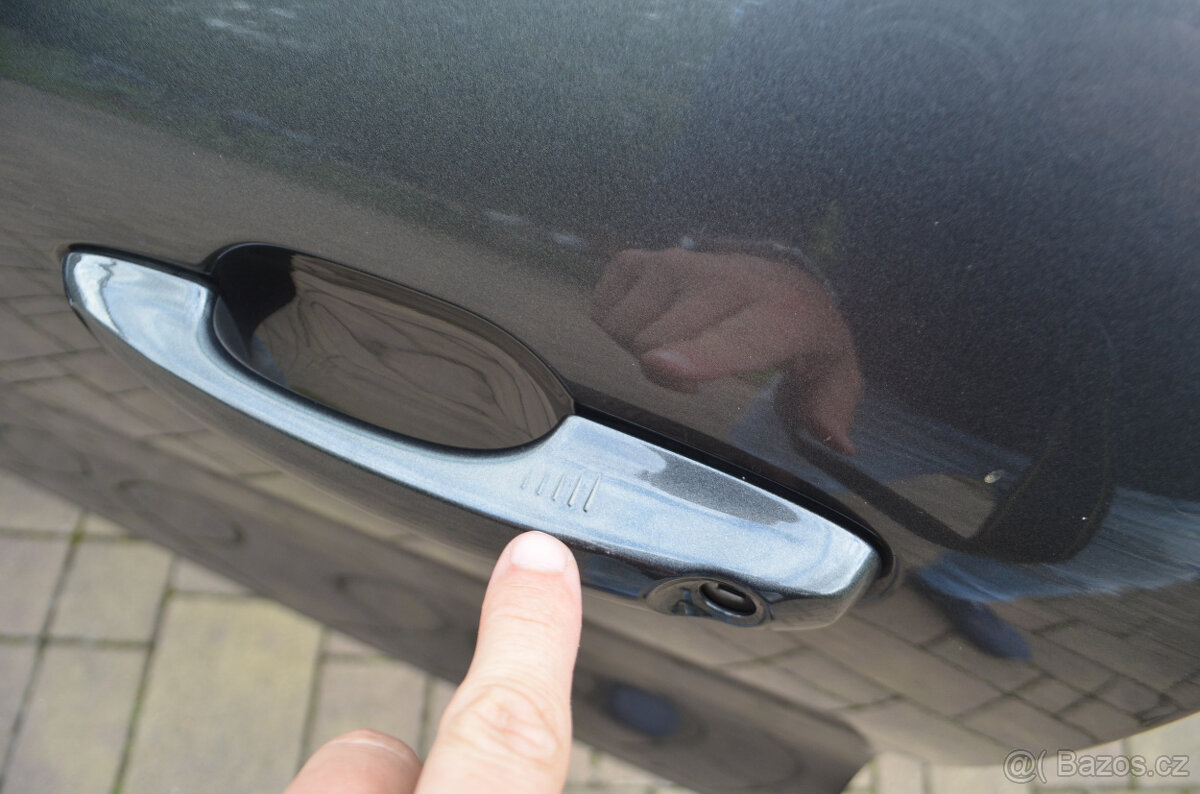 PRODÁM FORD KUGA TITANIUM 1.5TDCI 2021 AUT. NOVÝ MODEL - 9