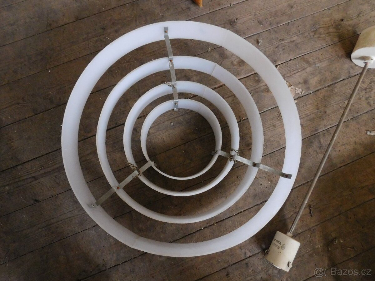 Retro lustr 70 léta - 9