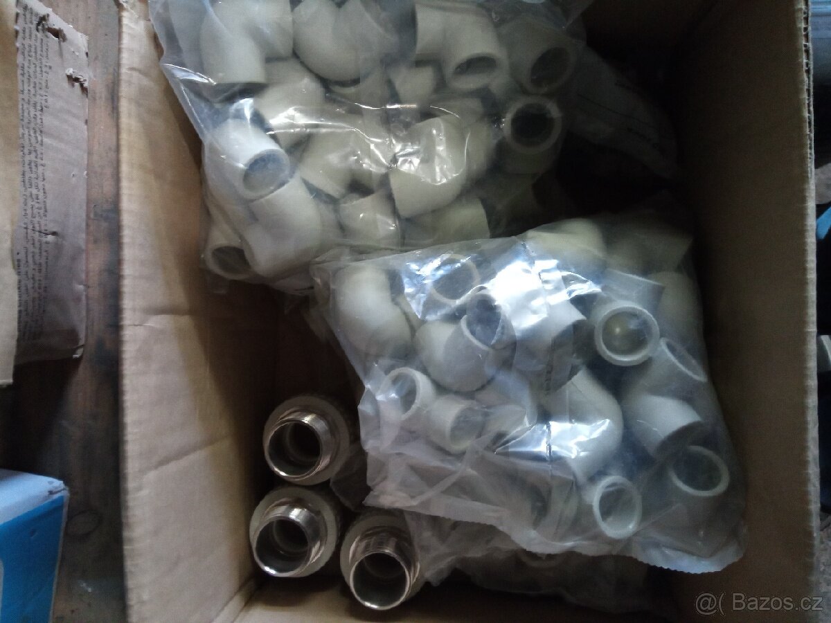 Instalatérský a topenářský materiál - 9