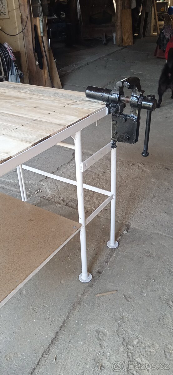 Prodám pracovní stůl - 9