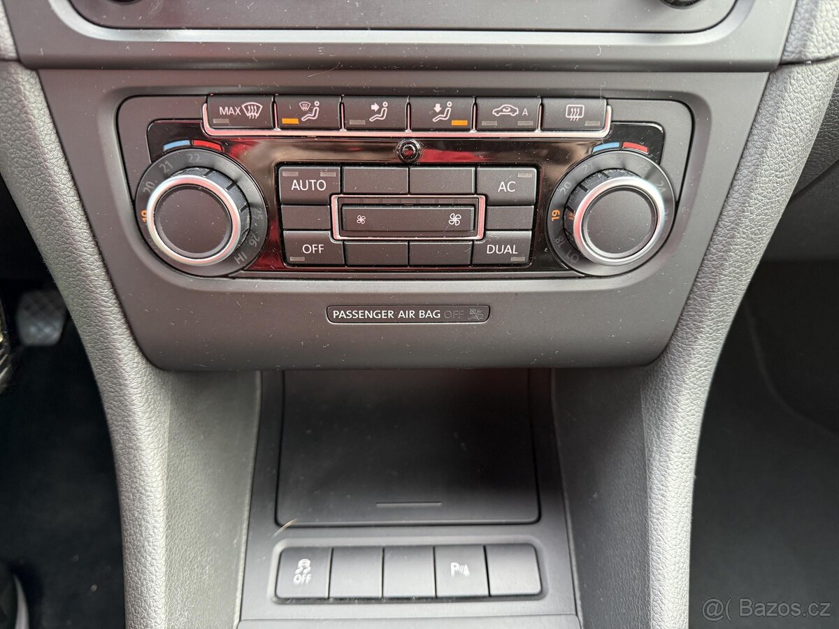 Volkswagen Golf 1.2TSi , 77 kW benzín, 2010 - 9