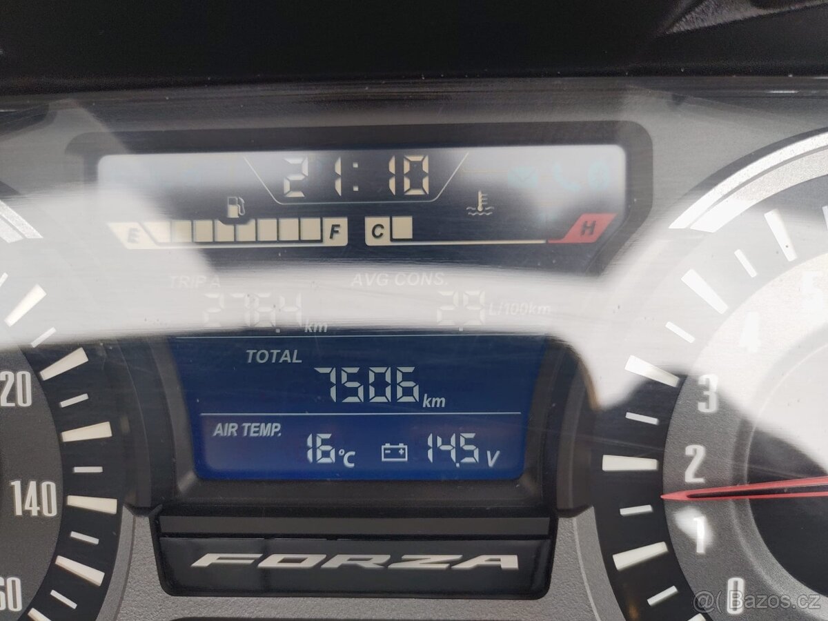 Prodám Honda forza 125 - 9