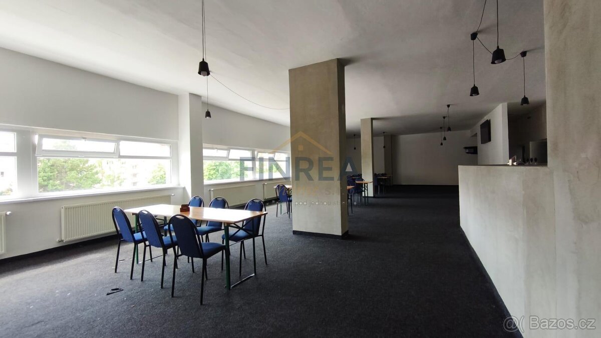 Pronájem hospody Morava, 240 m2 , Chomutov, ul. Školní pěšin - 9