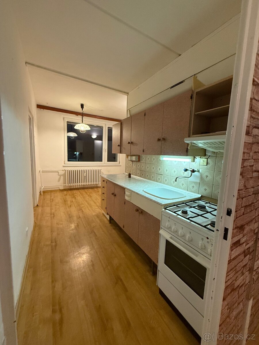 Byt 3+1 v 3.NP město Přelouč, ul. Obránců míru - 9