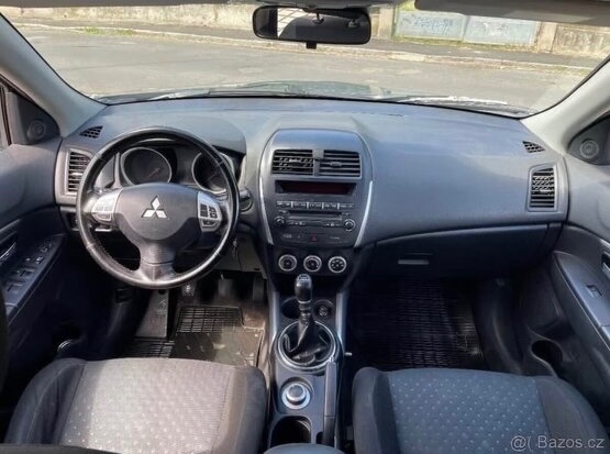 mitsubishi asx 110kw 2012 - 9