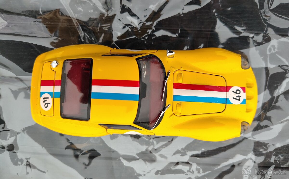 Kovové modely Ferrari - 9