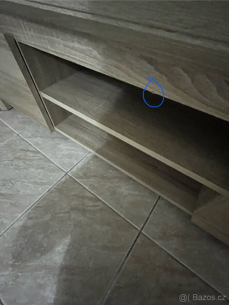 TV stolek HASLUND z Jysku - 9