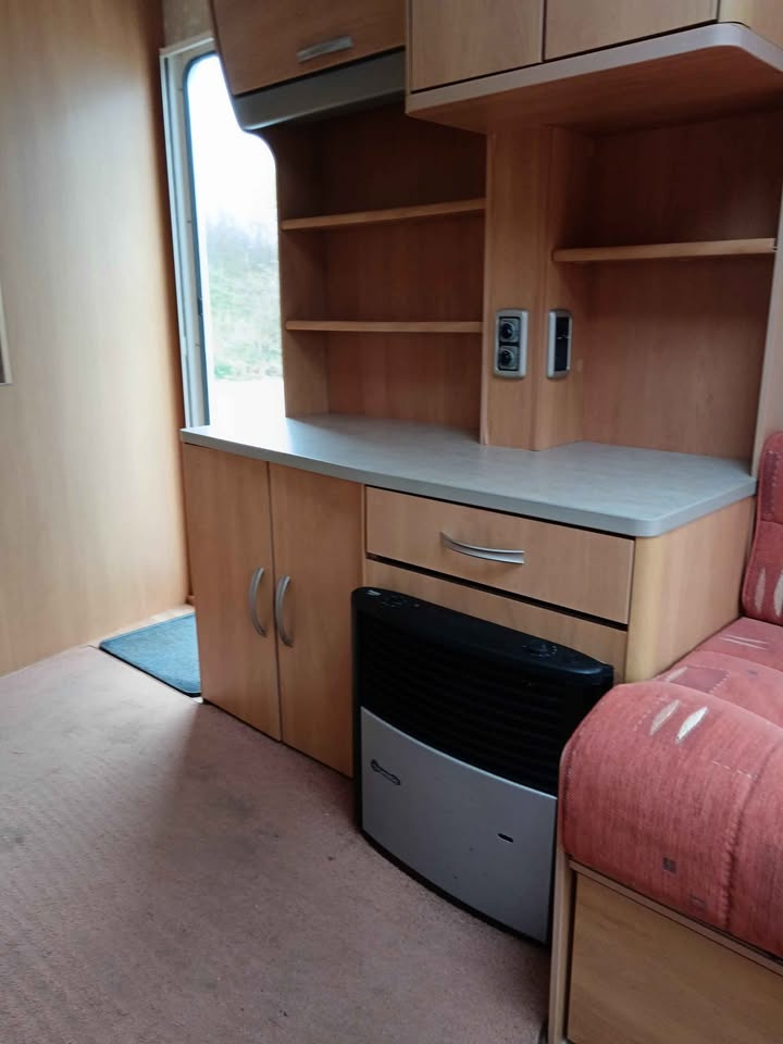 Prodam karavan Swift Charisma 230 - 9