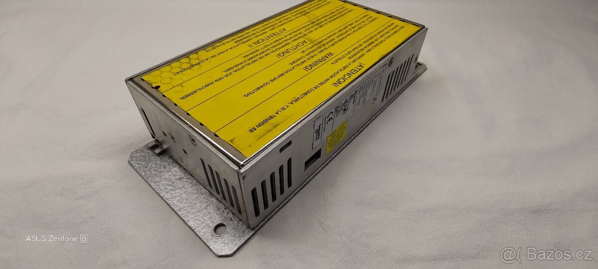 Napájecí stabilizovaný zdroj - 9