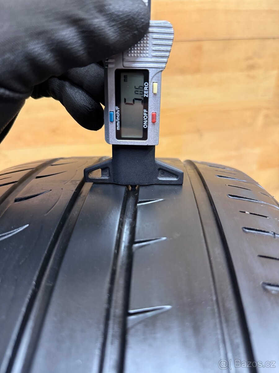 Letní pneu 225/50/17 - 9