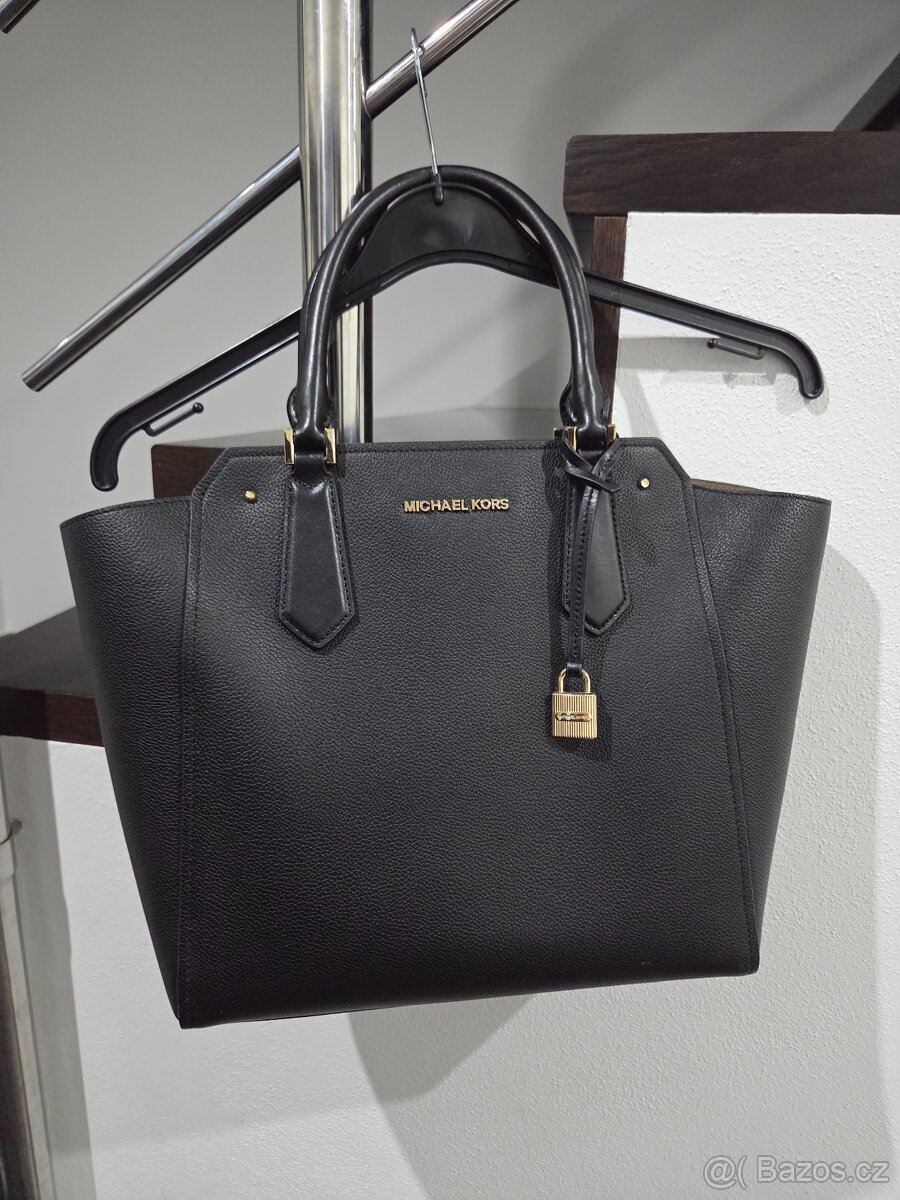 Cerna kozena kabelka Michael Kors - 9