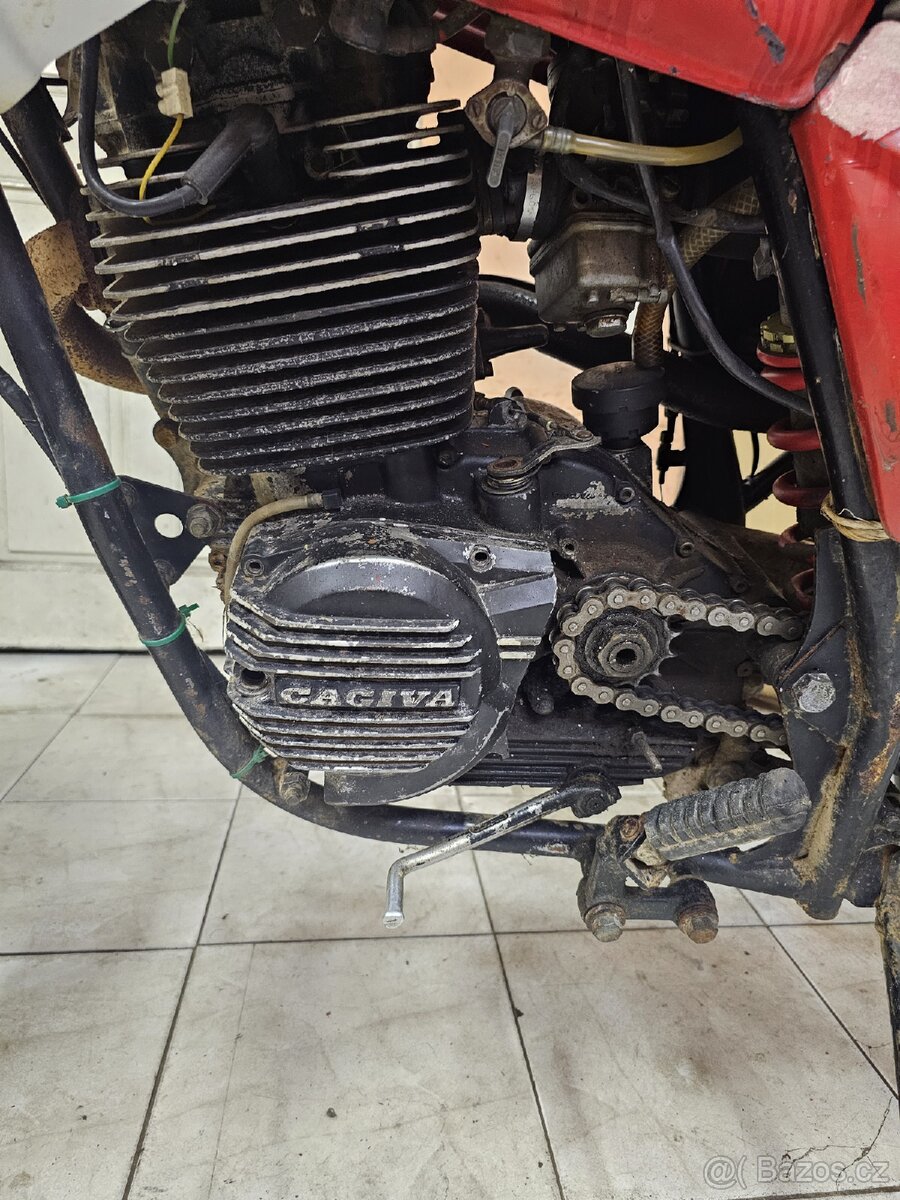 Cagiva Ala Rossa 350 Cagiva 350 dílů - 9