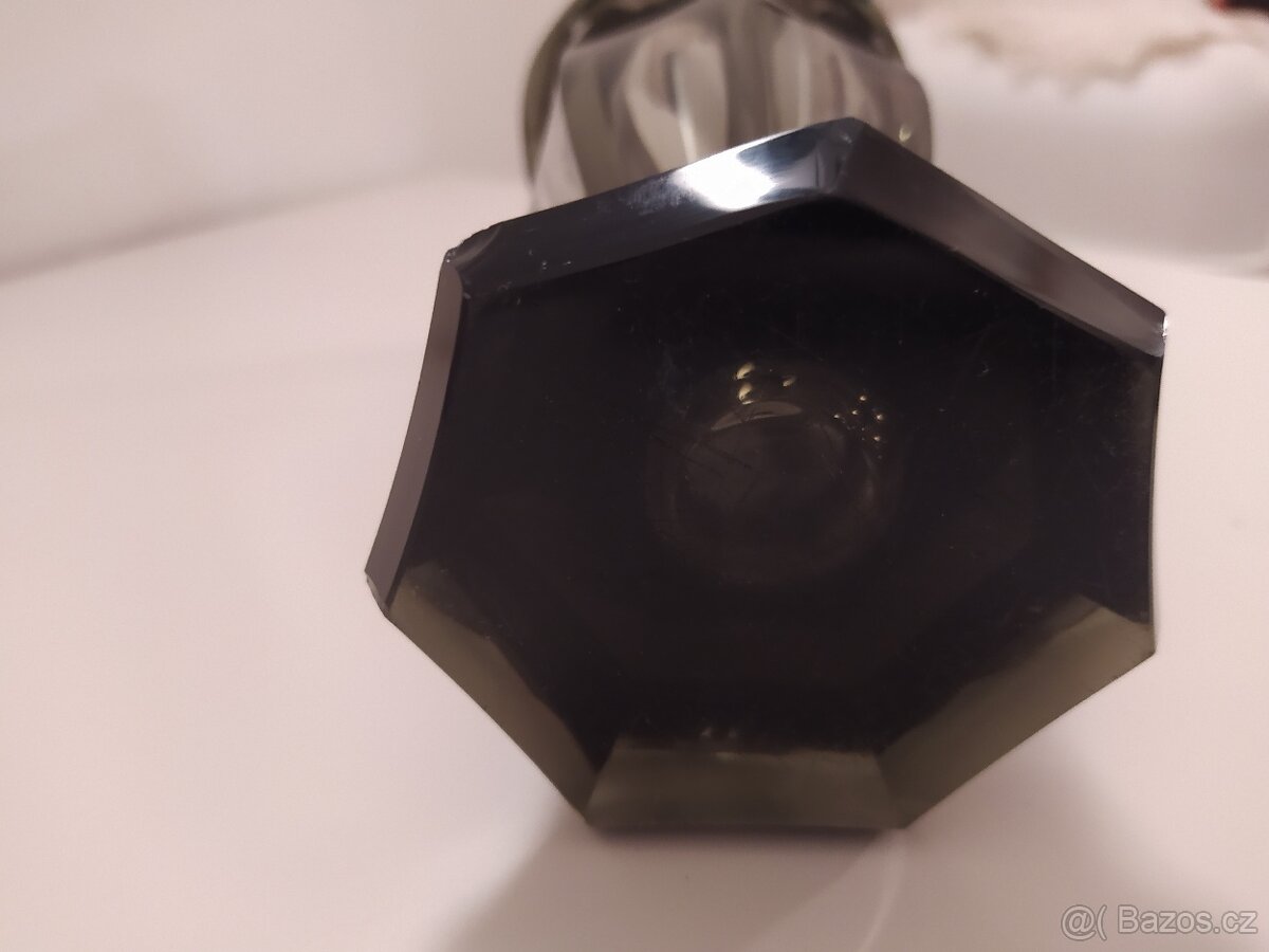 Starožitná skleněná Art Deco hranovaná váza, Rudolf Hloušek - 9