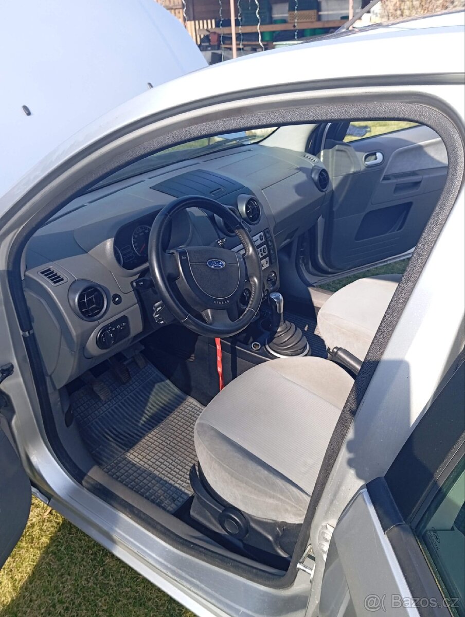 Prodám Ford Fusion 1.4 59kw - 9