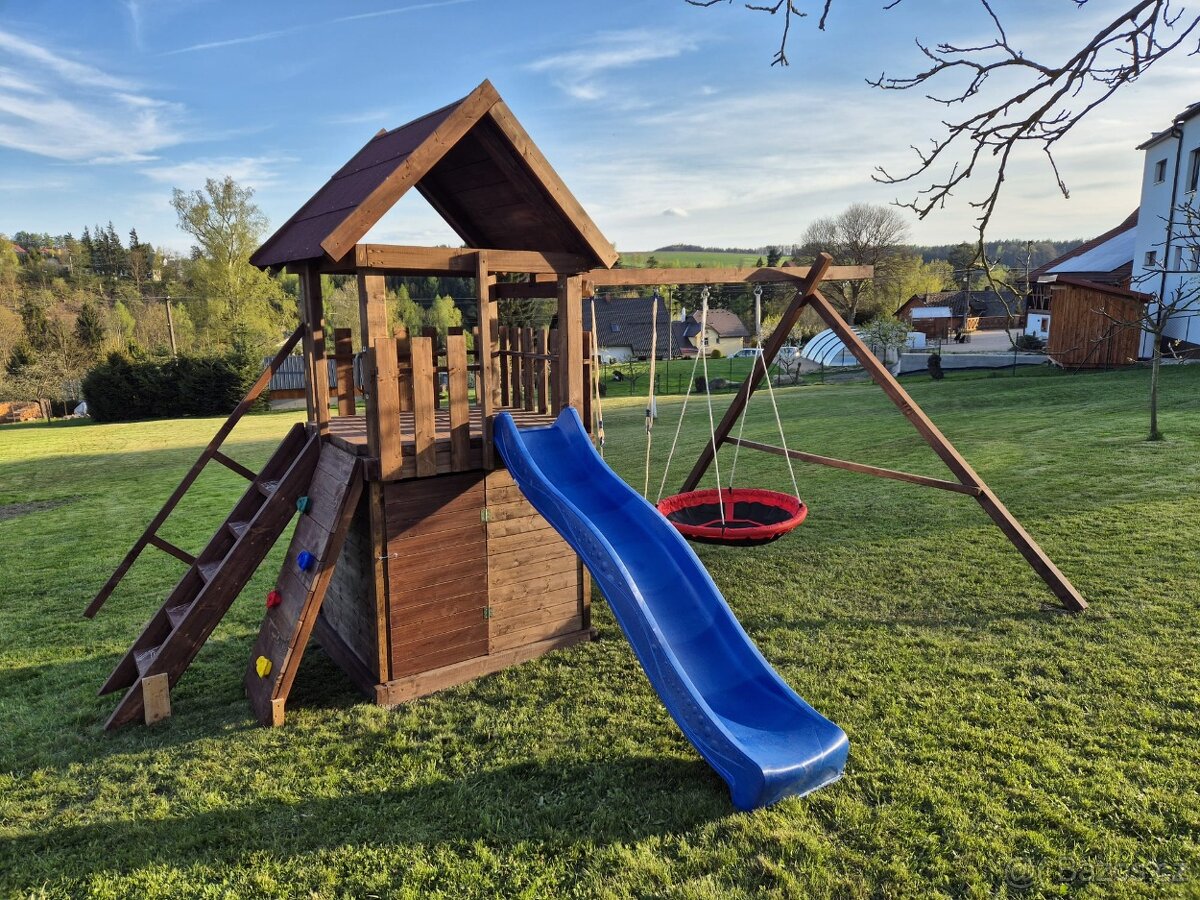 Dětské hřiště - 9