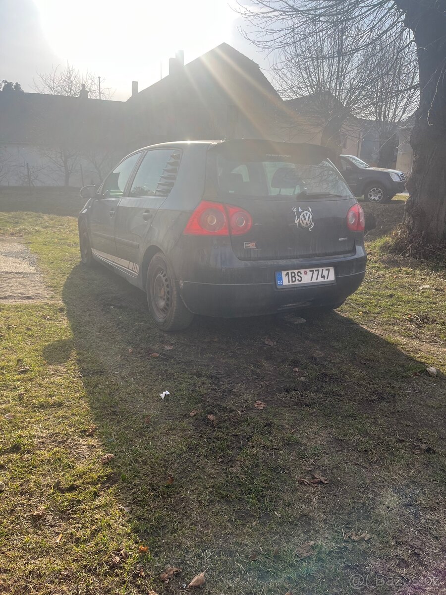golf 5 - 9