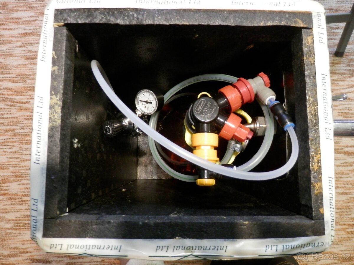 Prodám chladící výčep na pivo. - 9