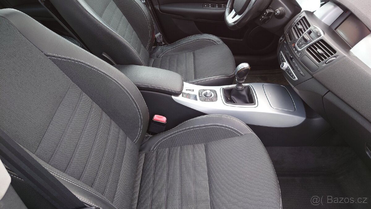 Renault laguna 3 benzín 2.0 103 kw - 9