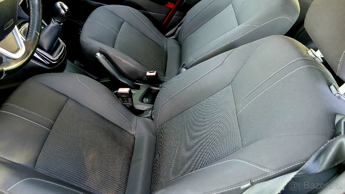 B-MAX 1.6 TDCi,70Kw,Výborný stav. - 9