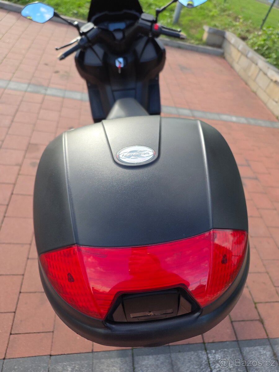 Maxon Discover 300 - 9