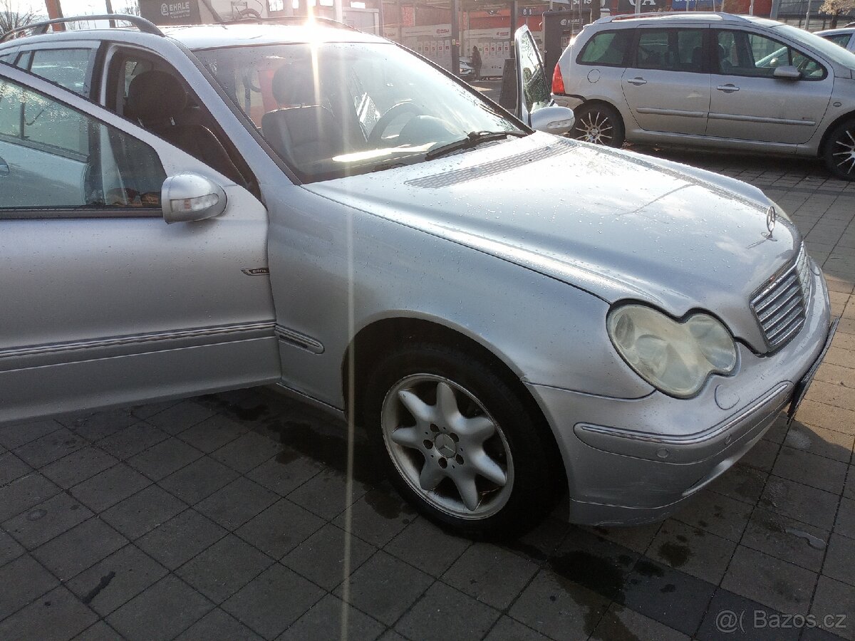 Mercedes c 240 4-matic - 9