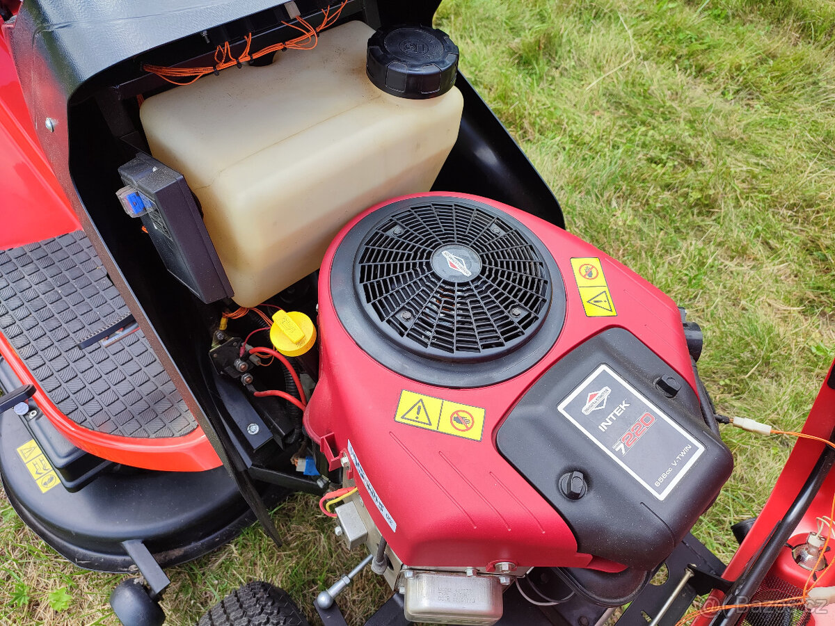 Prodám zahradní traktor Karsit 22/102HX - 9