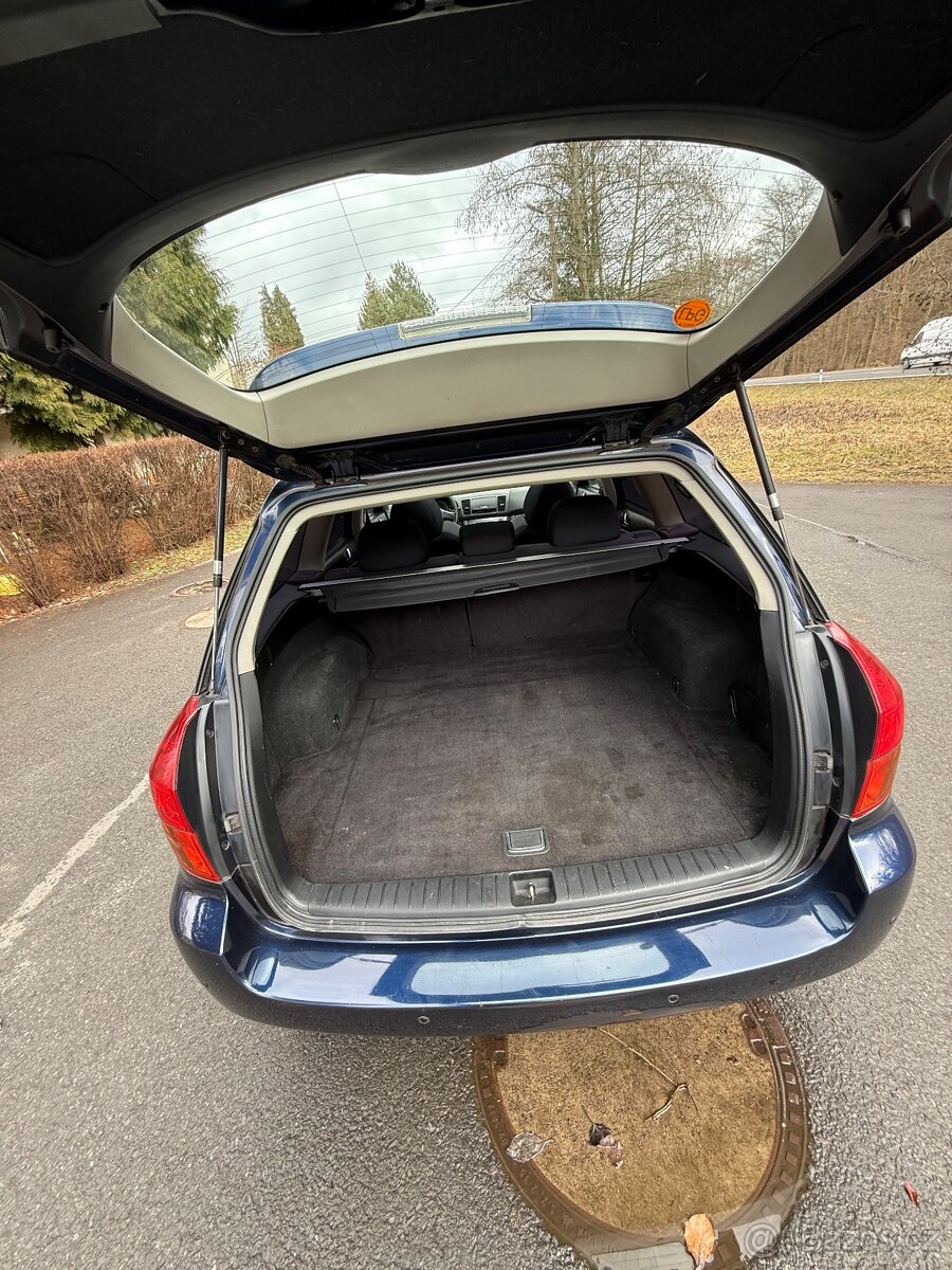 Subaru Legacy 2.5i + LPG 121kw 4x4 - 9