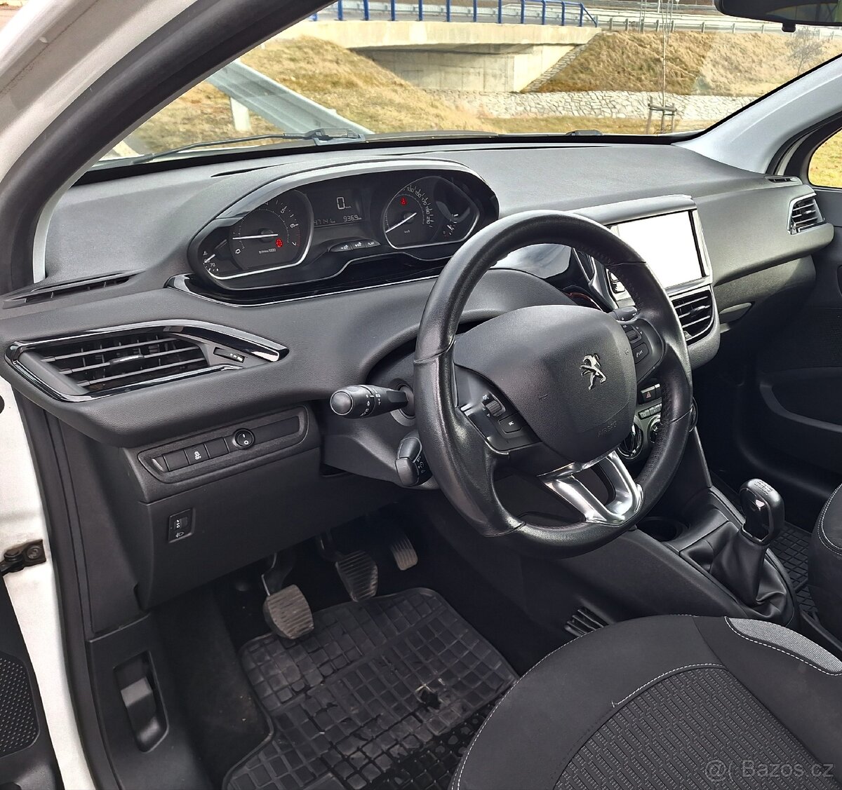 Peugeot 208 1.2 60kw 2016 - 9