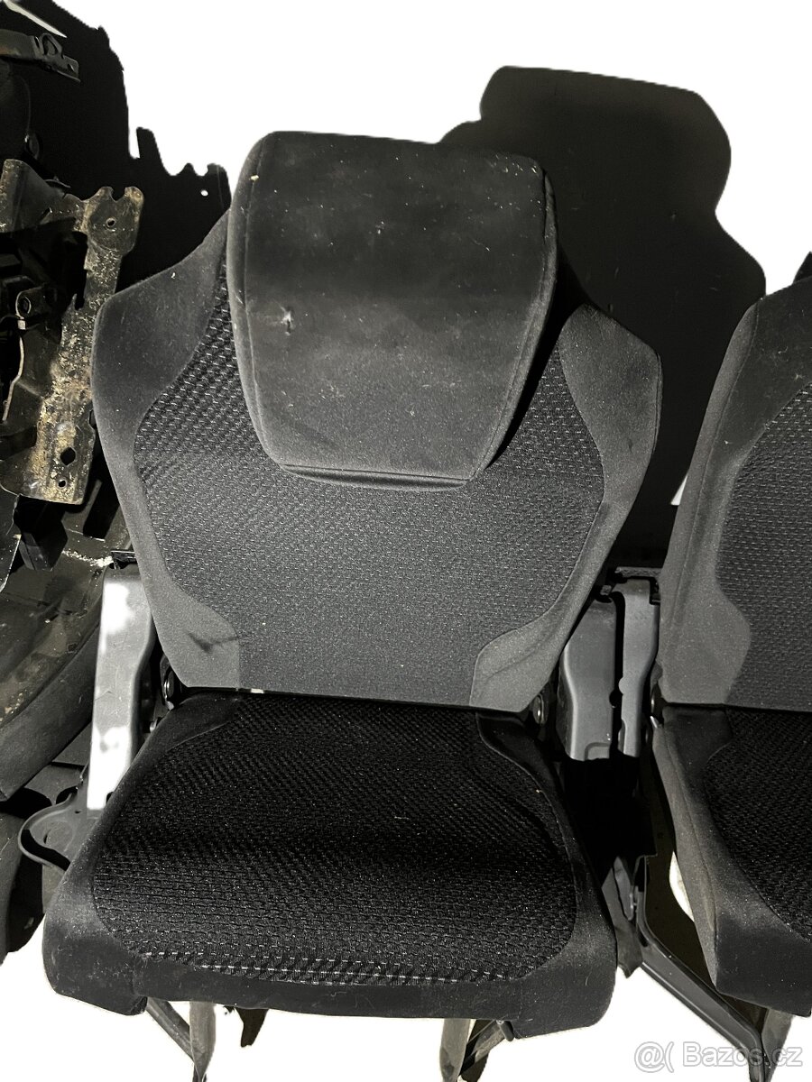 Autosedačky Peugeot Citroen - 9