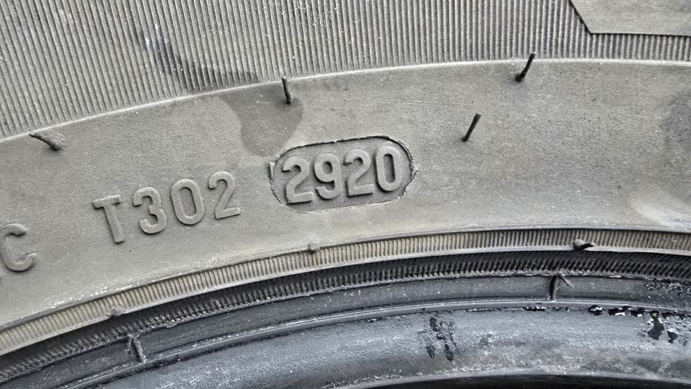 Zimní pneu 205/65/16c Pirelli - 9