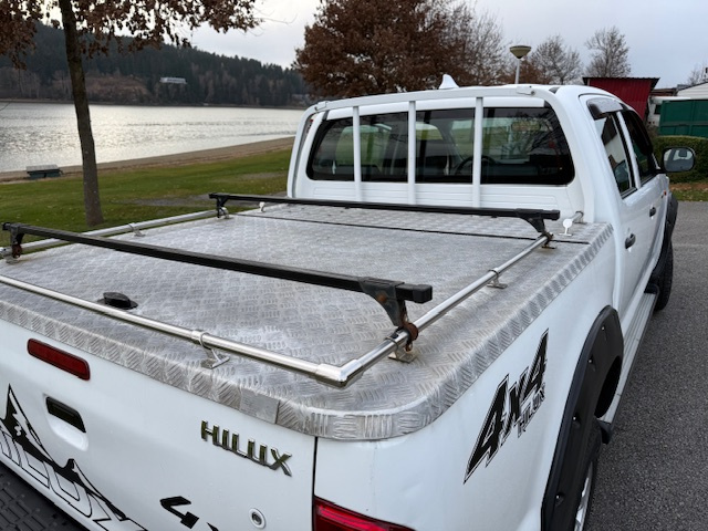 Prodám Toyota Hilux 2,5 D4D 4x4 - 9