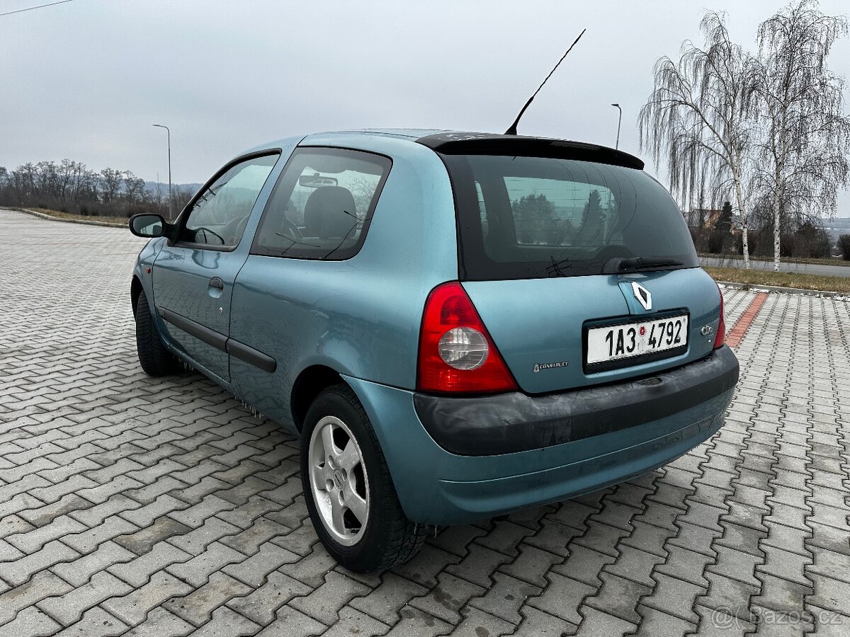 Renault Clio 1.5Dci - 9