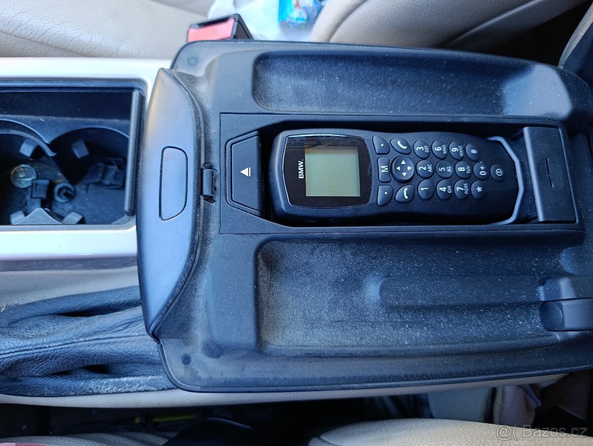 BMW X5 3.0D 160 KW VEŠKERÉ DÍLY Z VOZU PLATÍ DO SMAZÁNÍ - 9