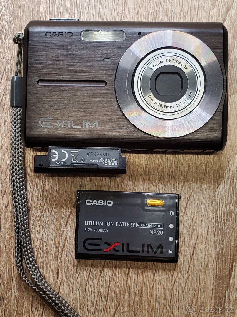Casio Exilim EX-Z5 – 5 MP, 3× Optical Zoom, černý - 9