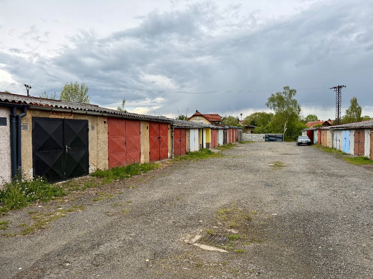 Prodej garáže 20 m² Bor, ul. Přimdská - 9