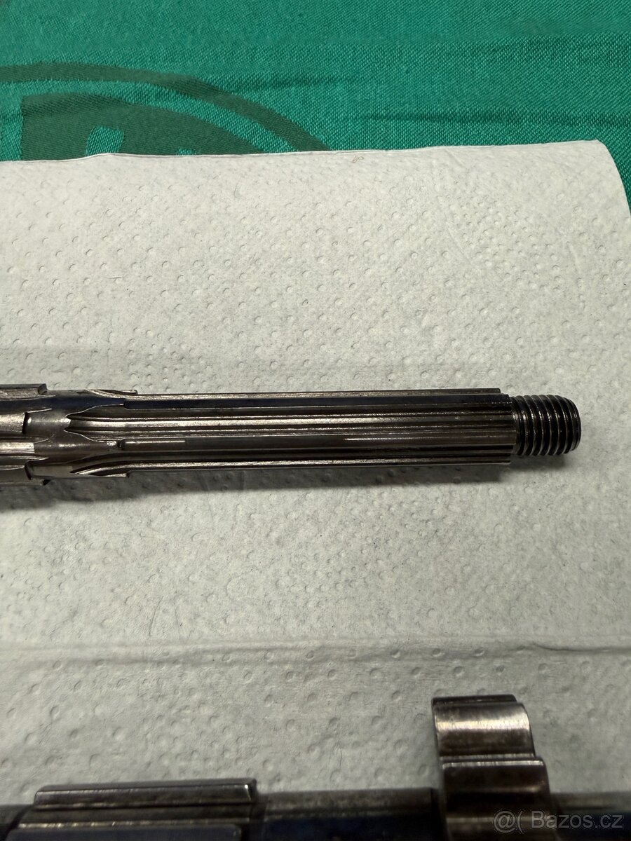 Jawa 500 OHC - díly převodovky 02 - 9