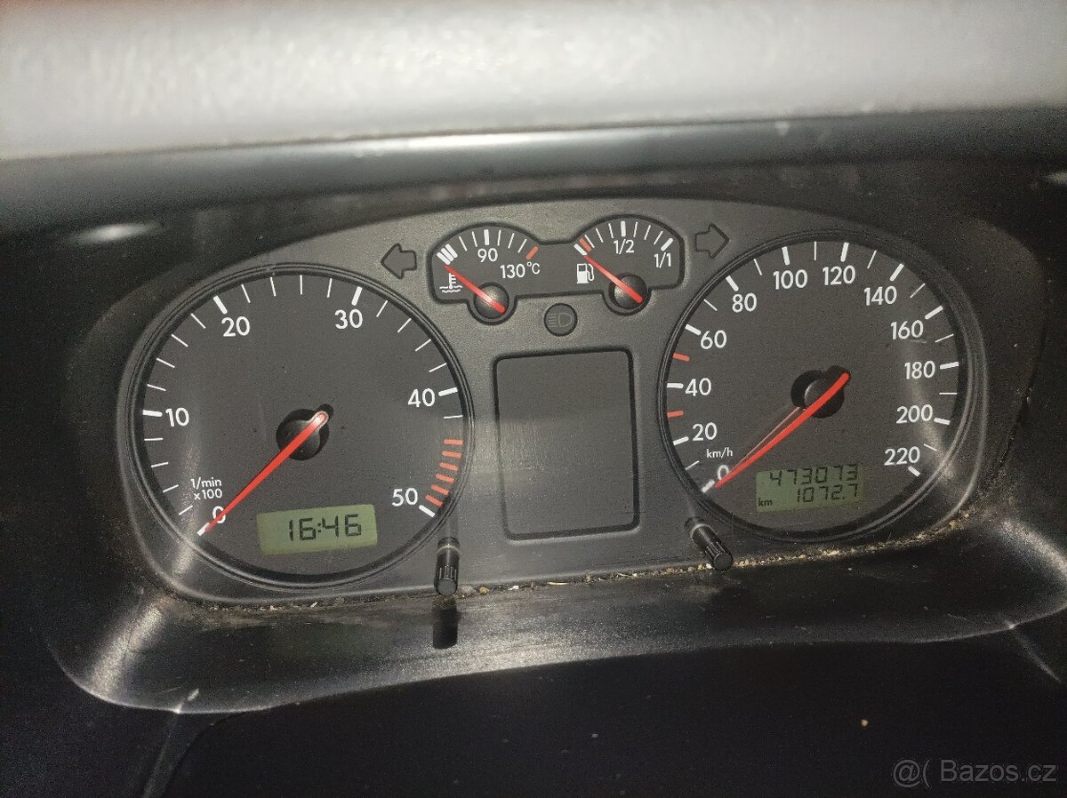 Prodám VW T4, 8 míst r.v. 1998 - 9