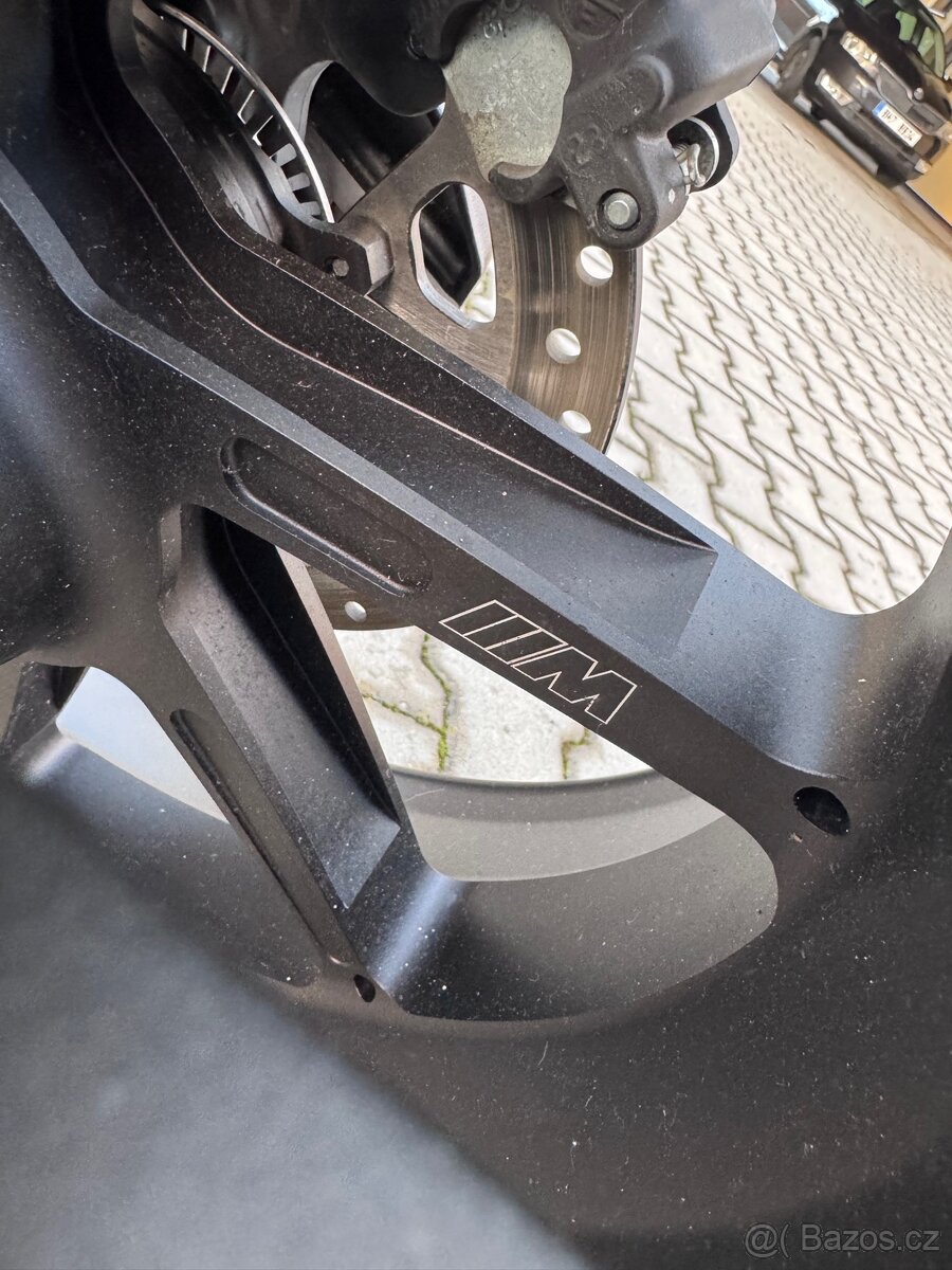 BMW S1000XR M-paket - 9