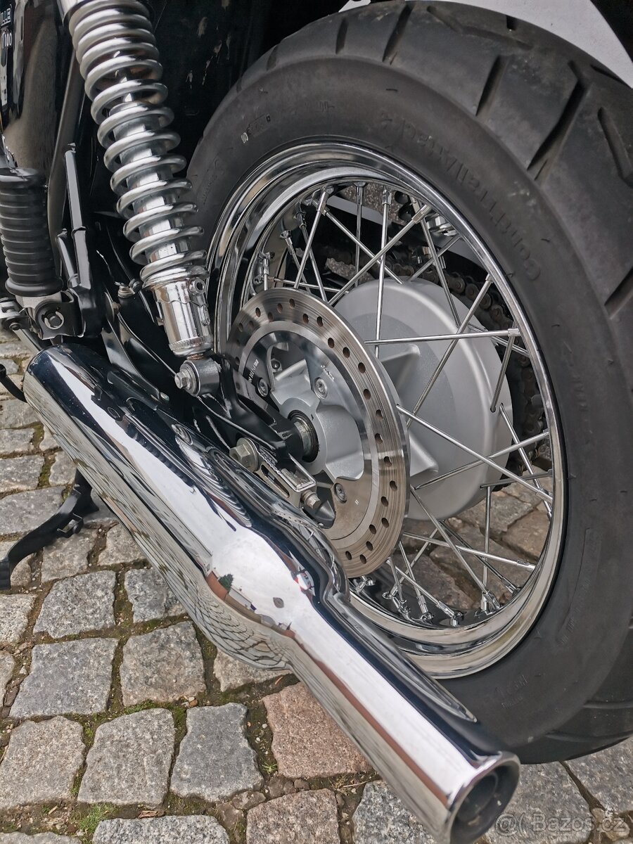 Triumph Bonneville T100 - 9