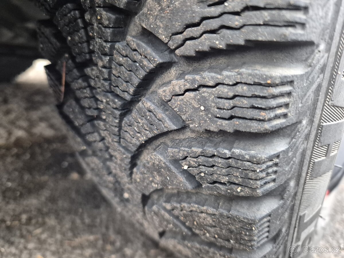 Suzuki SX4 1,6i 4x4 2012 - 9