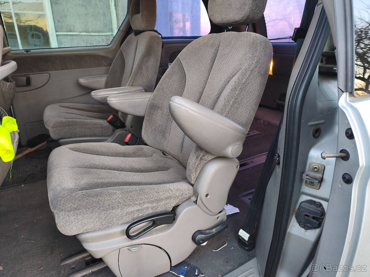 Chrysler Voyager 2.5 crd - 9