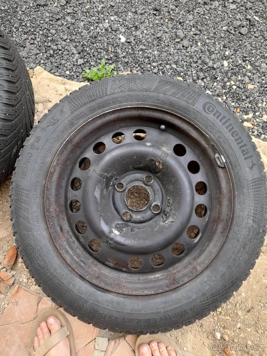 zimní pneumatiky s plechovými ráfky - 9