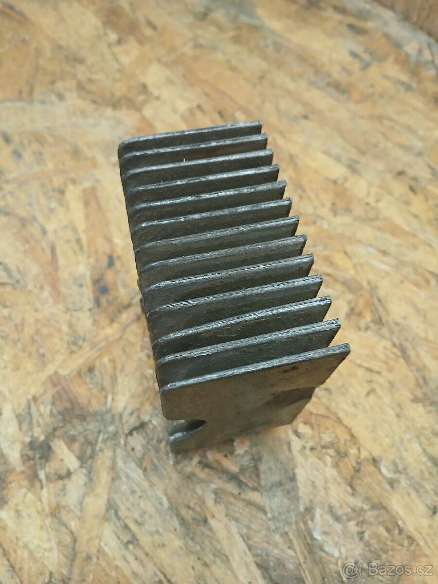 Babetta 207 hlava válce s dekompresorem - 9