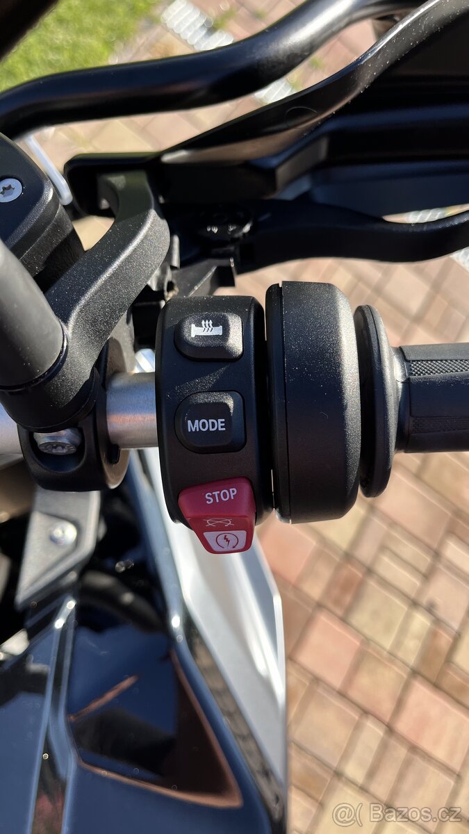 BMW F 900 GS _ 2024 - 9