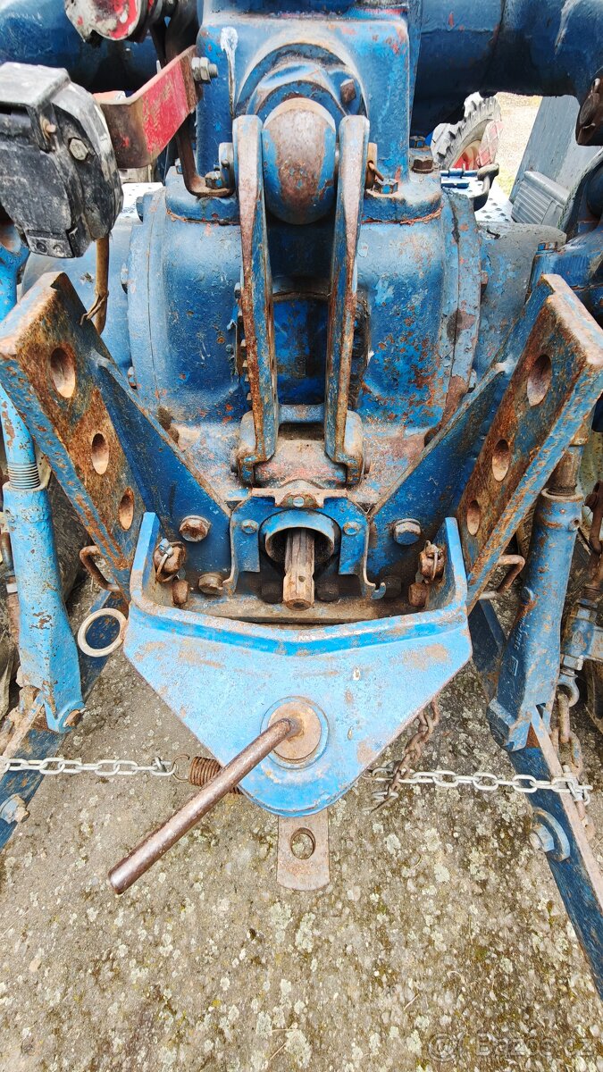 Traktor FORD 5000-8 - 9