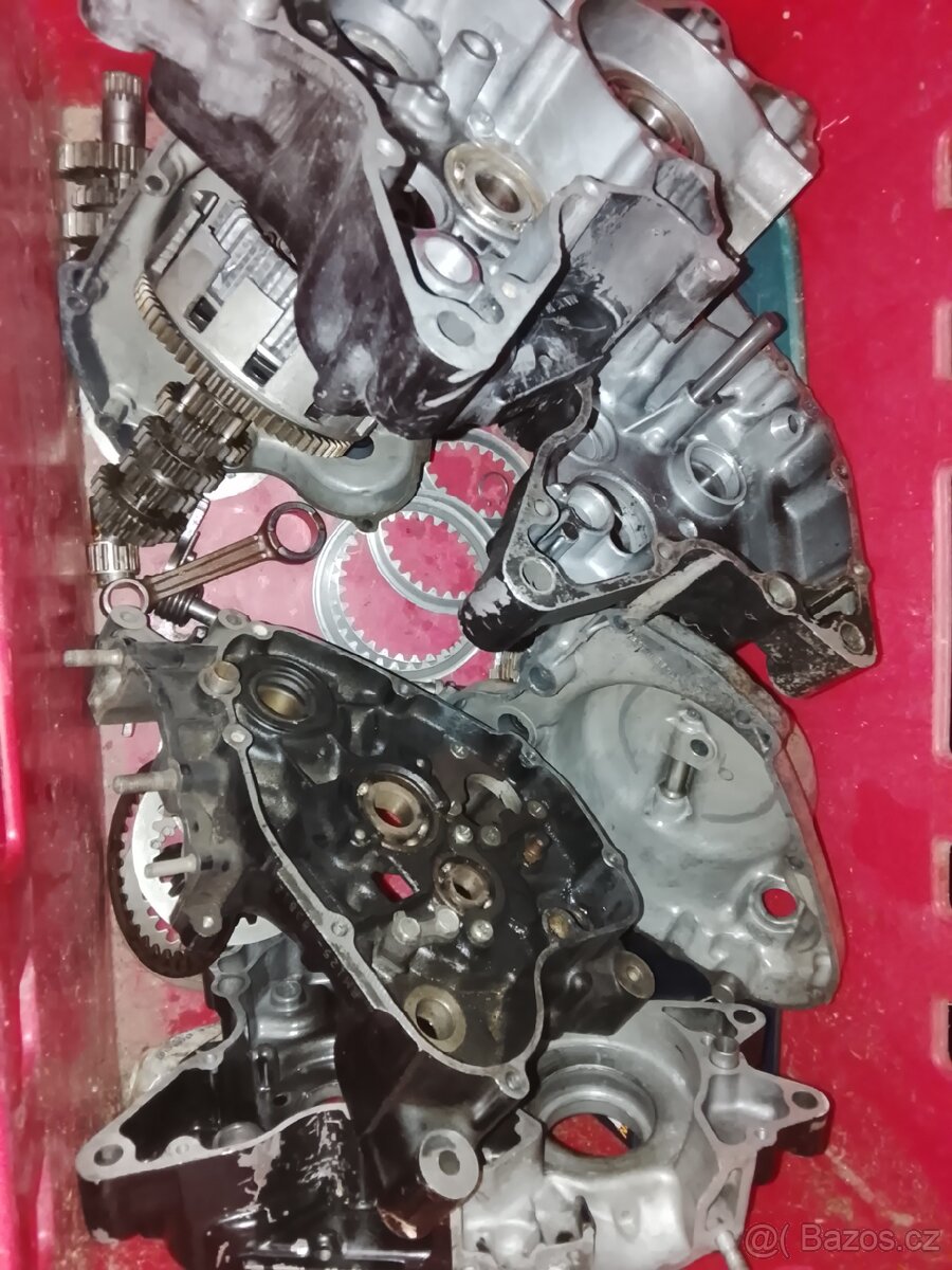 Suzuki RM 125 - 9
